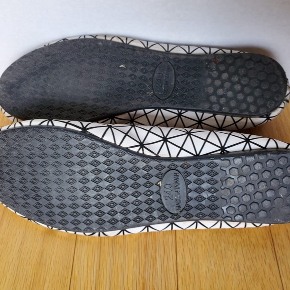 Geometric flats - Picture 2 of 4